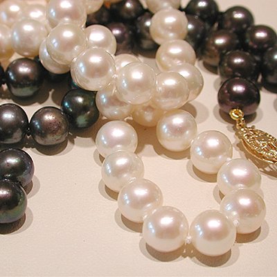 PEARL RESTRINGING